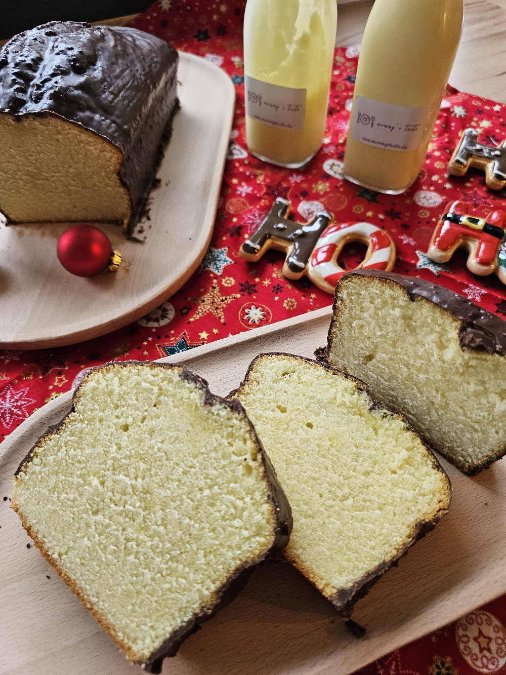 Saftiger Eierlikörkuchen mit Kakaoglasur.