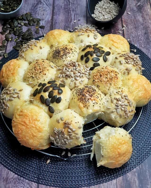 Brötchensonne / Partybrötchen aus Hefeteig