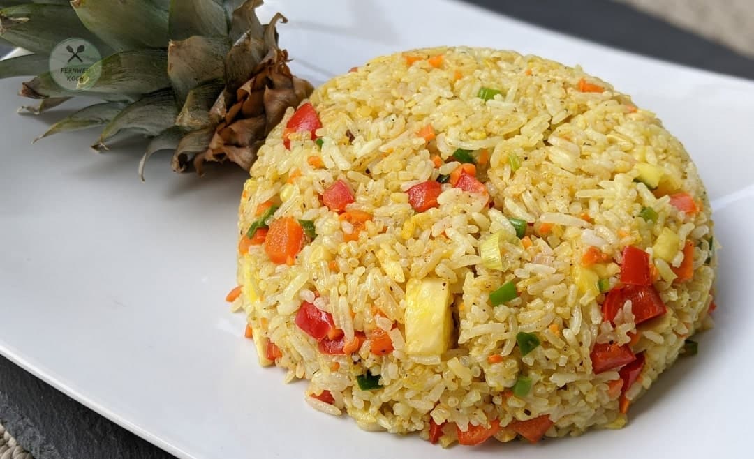 Pineapple Curry Fried Rice