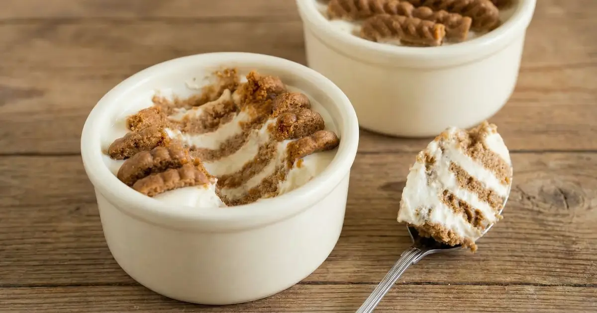 Skyr Lotus Cheesecake im Glas